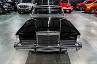 1983-Lincoln-Continental-Black-668677--40.jpg
